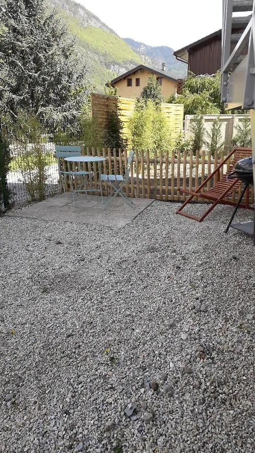 Apartament Enclos Savoyard Appartement Meuble 1Chambre 1 Canape Lits 3Personnes Grand-Aigueblanche Francja